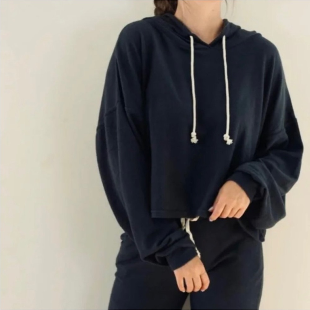 CJLA Griffin Pullover, Black